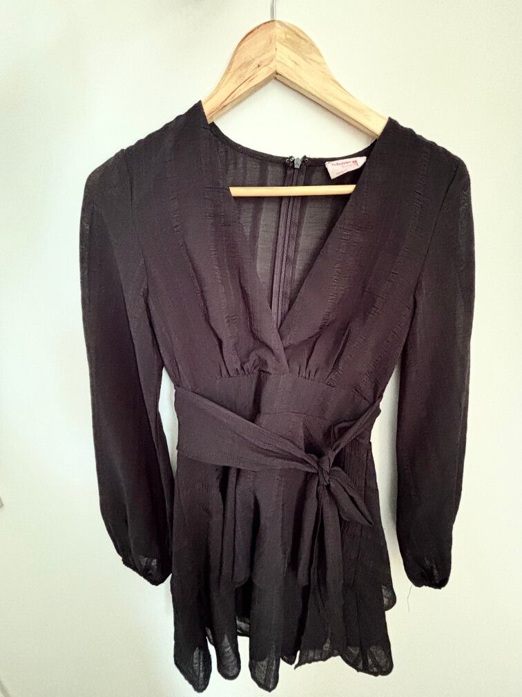 Showpo - Showpo Black Mini Dress on Designer Wardrobe
