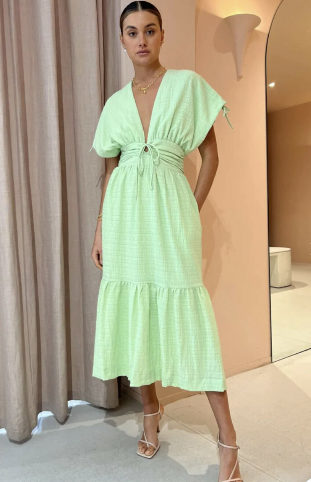 sovere asher smock dress in pale lime